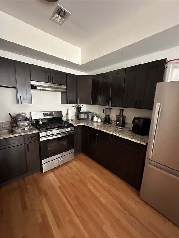 1905 Columbus Avenue # 3