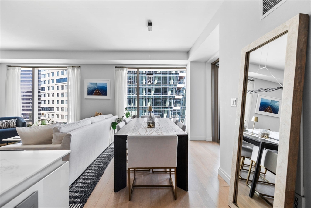 133 Seaport Blvd # 920