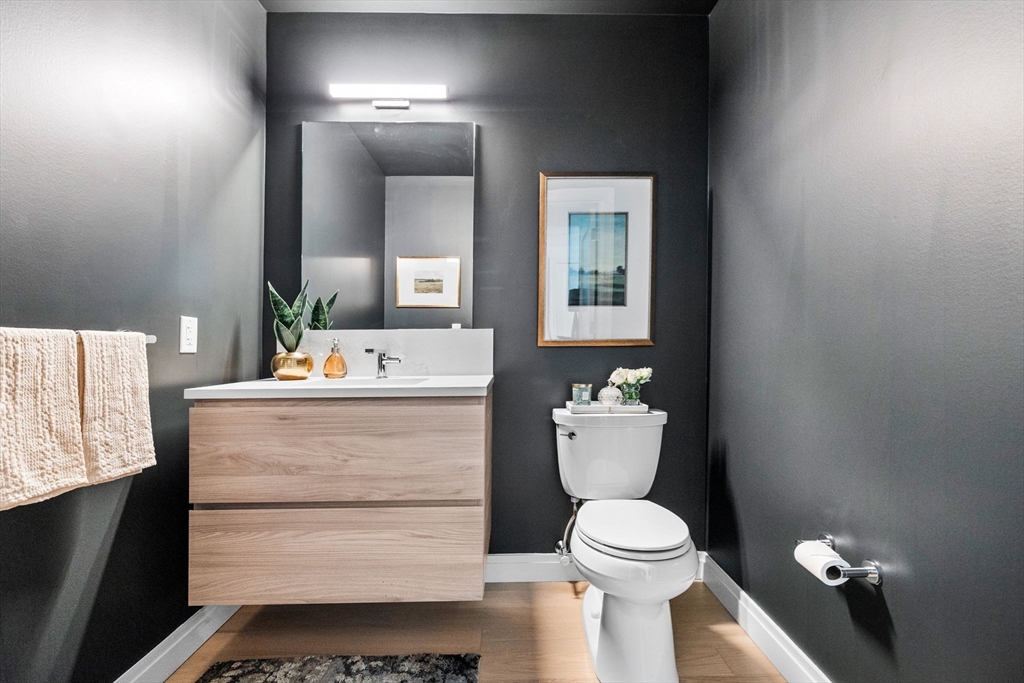 133 Seaport Blvd # 920