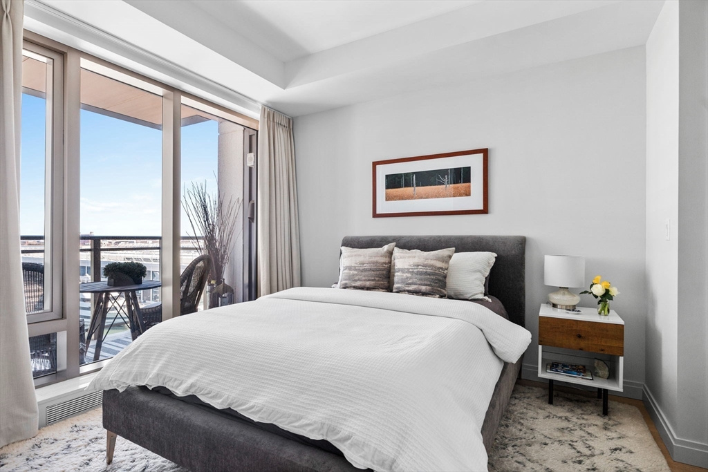 133 Seaport Blvd # 920