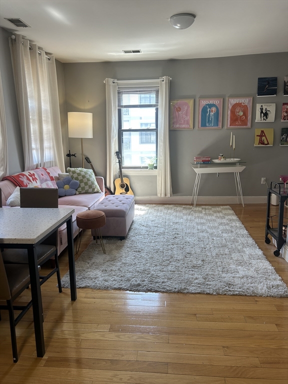 377 West Broadway # 23