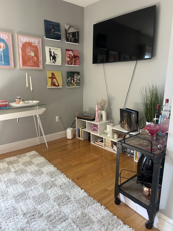 377 West Broadway # 23