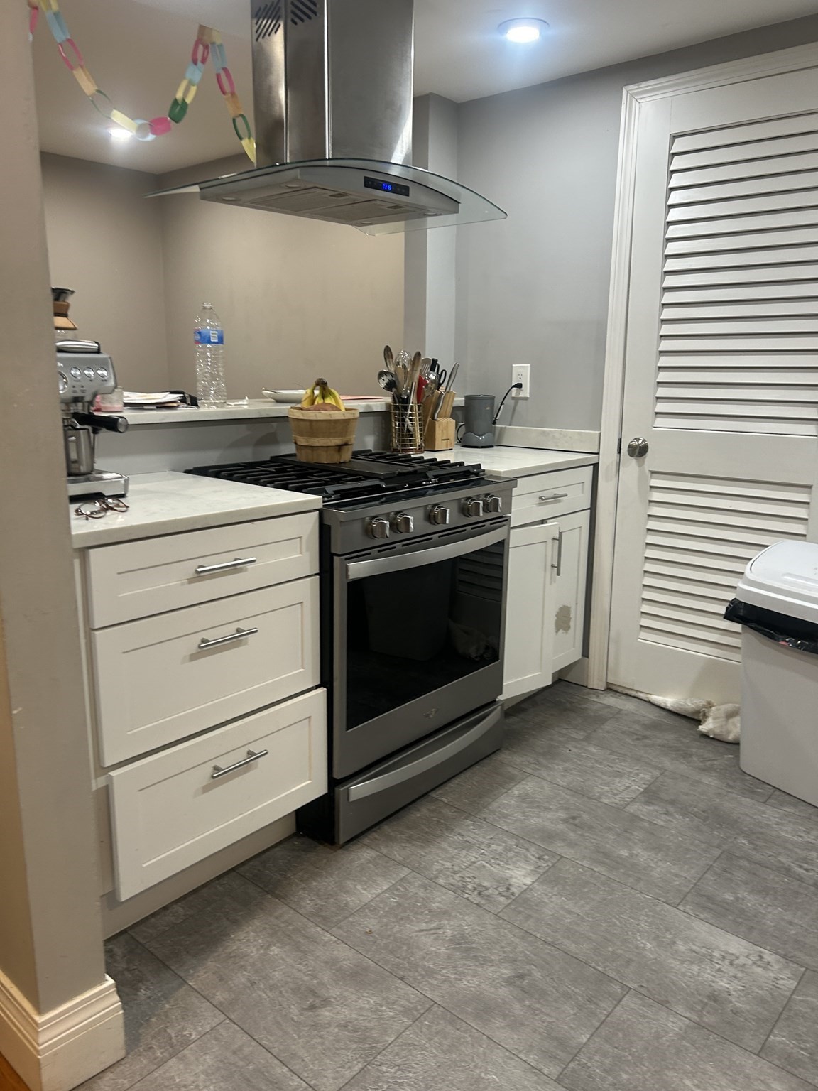 377 West Broadway # 21