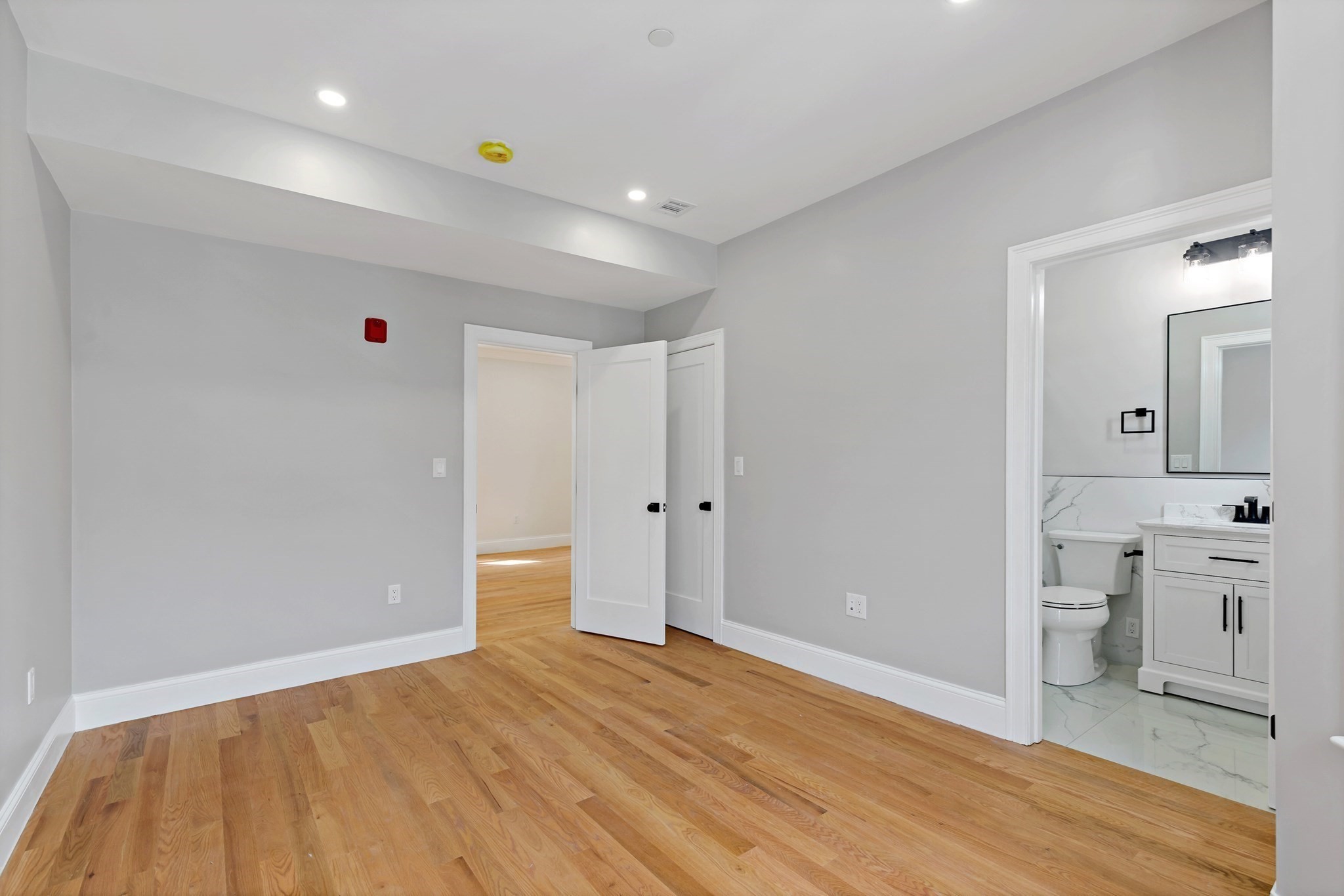 13 Langmaid Ave # 2