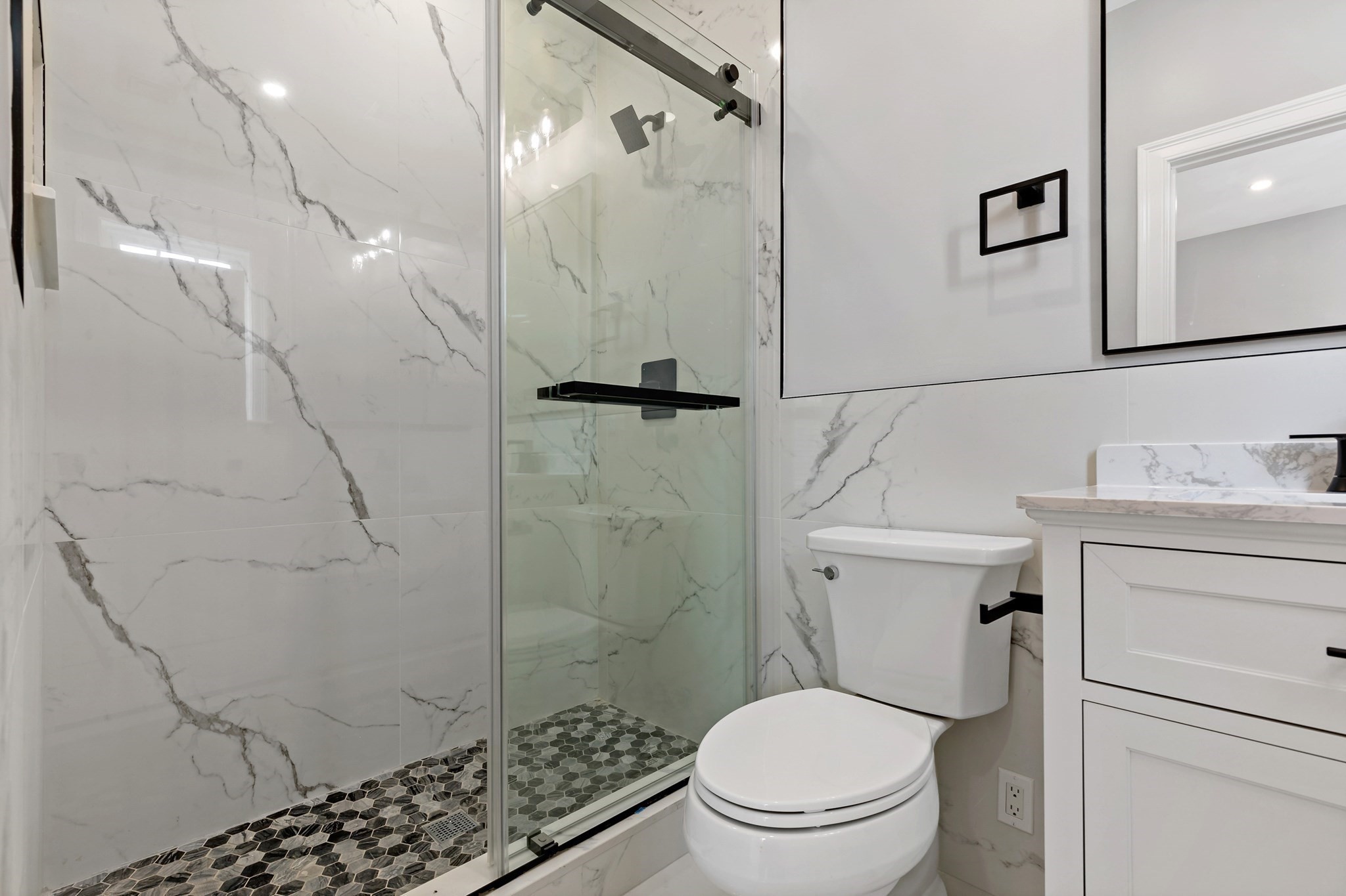 13 Langmaid Ave # 2