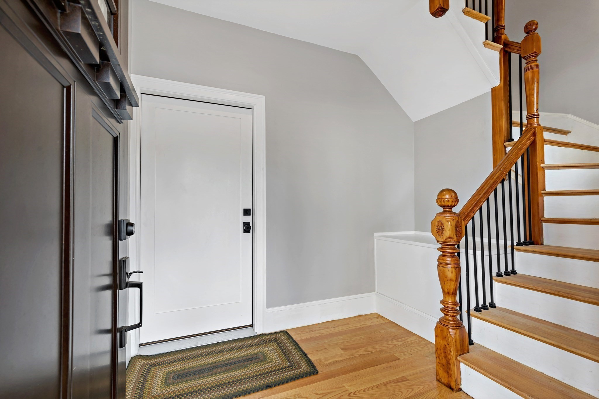 13 Langmaid Ave # 2
