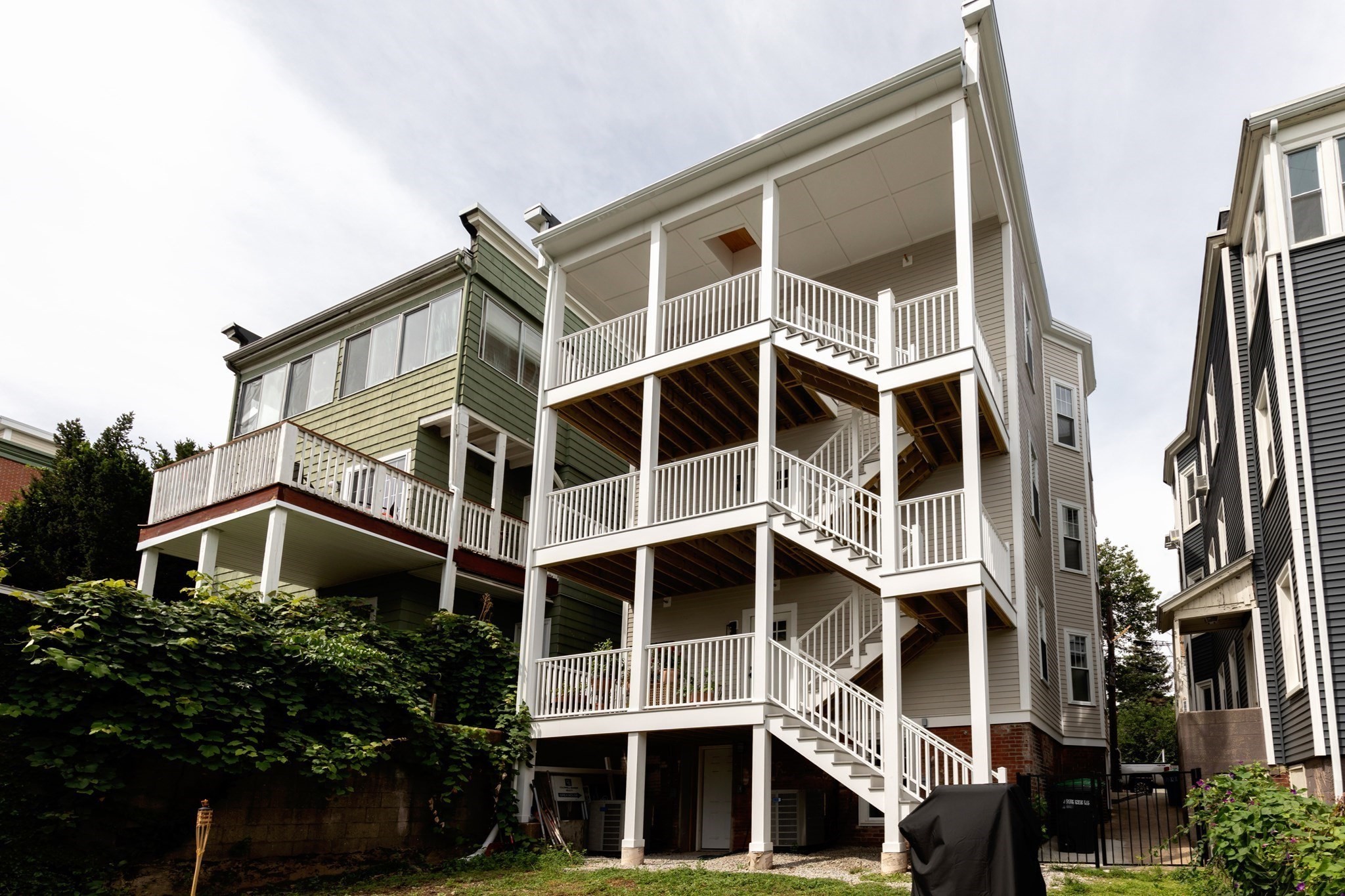 13 Langmaid Ave # 2