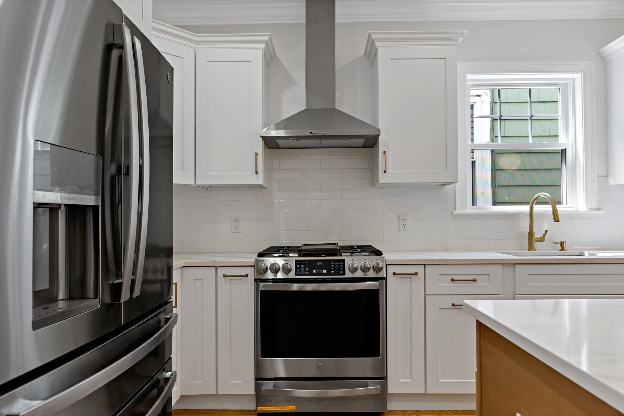 13 Langmaid Ave # 2