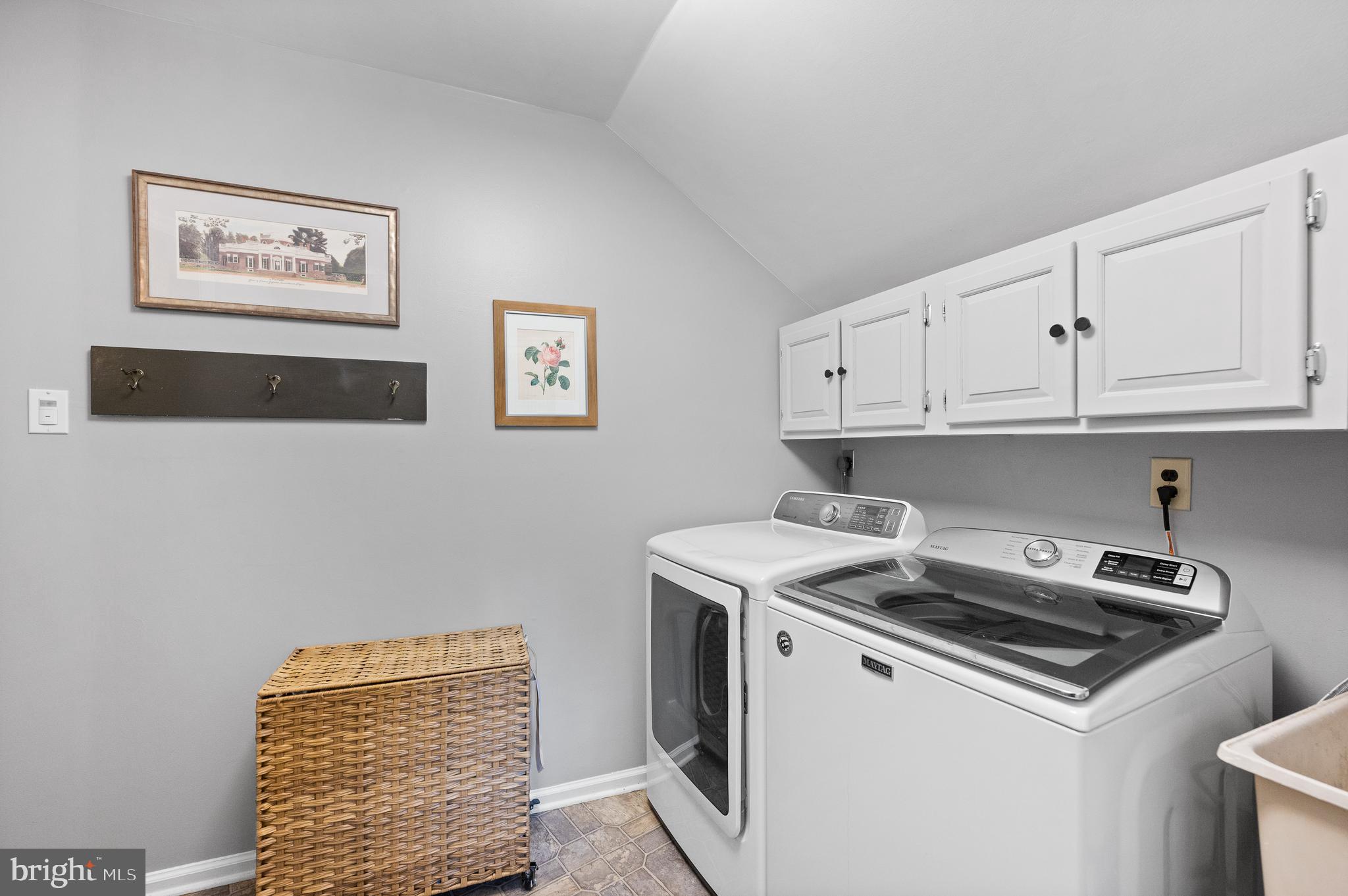 55 Lynne Cir