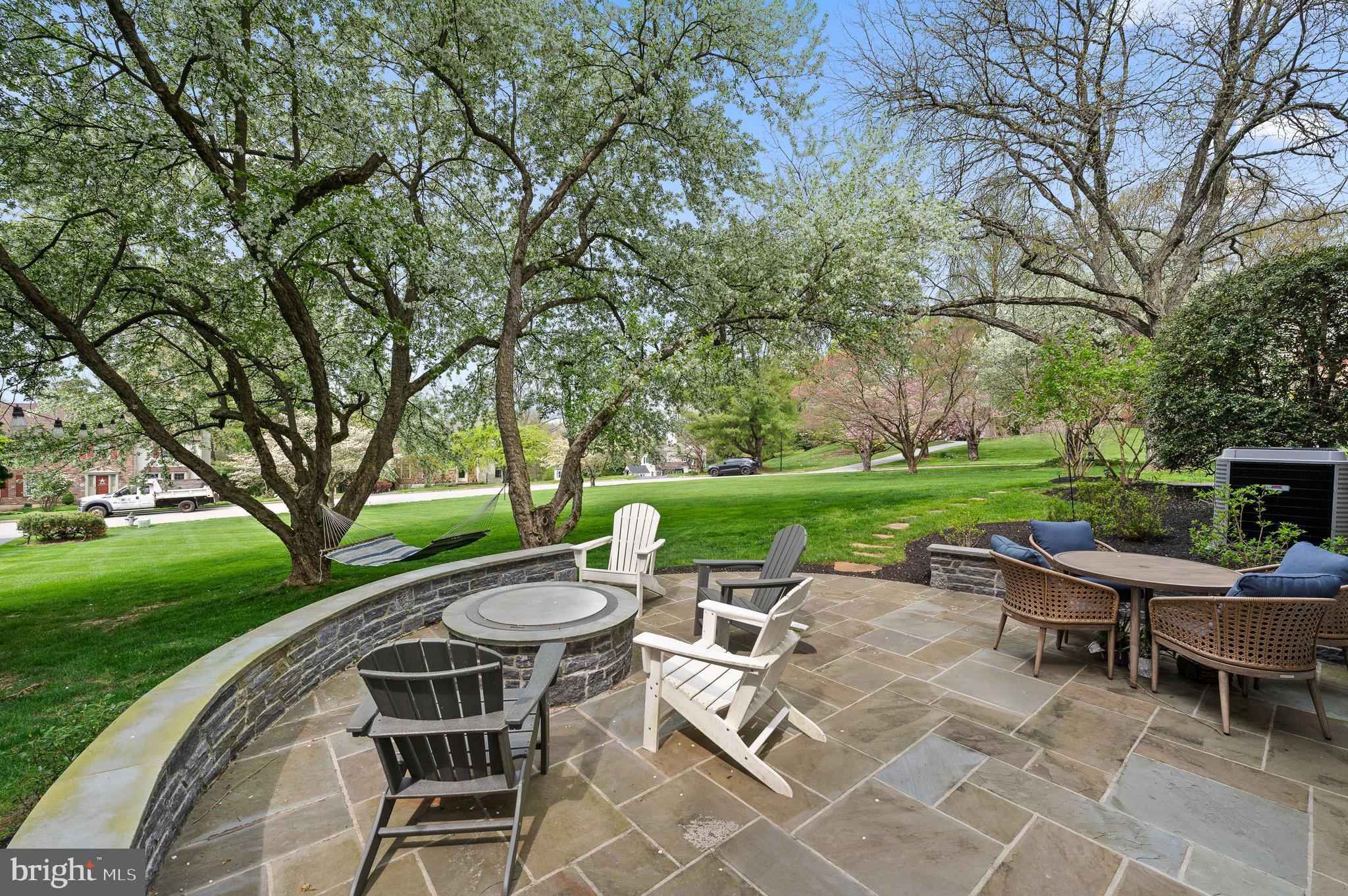 55 Lynne Cir