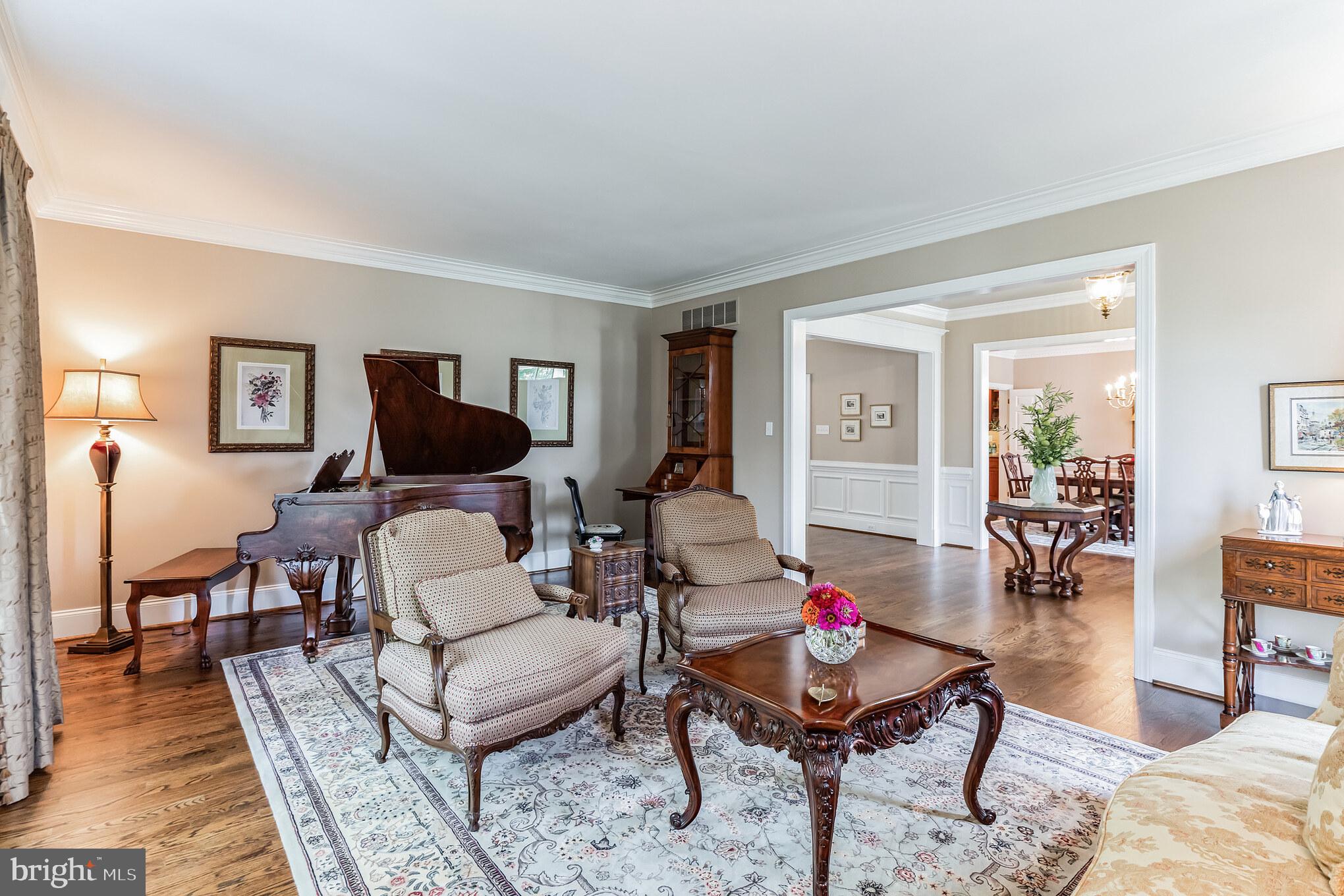 10 Devonshire Ln