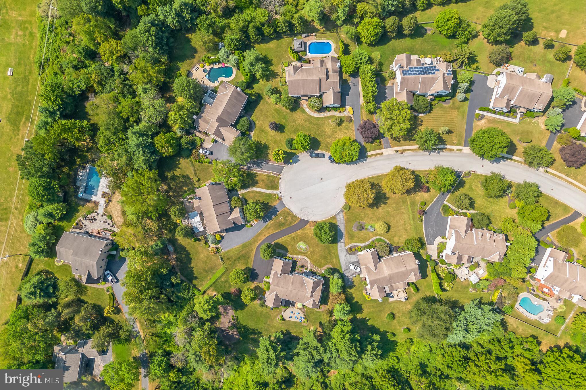 10 Devonshire Ln
