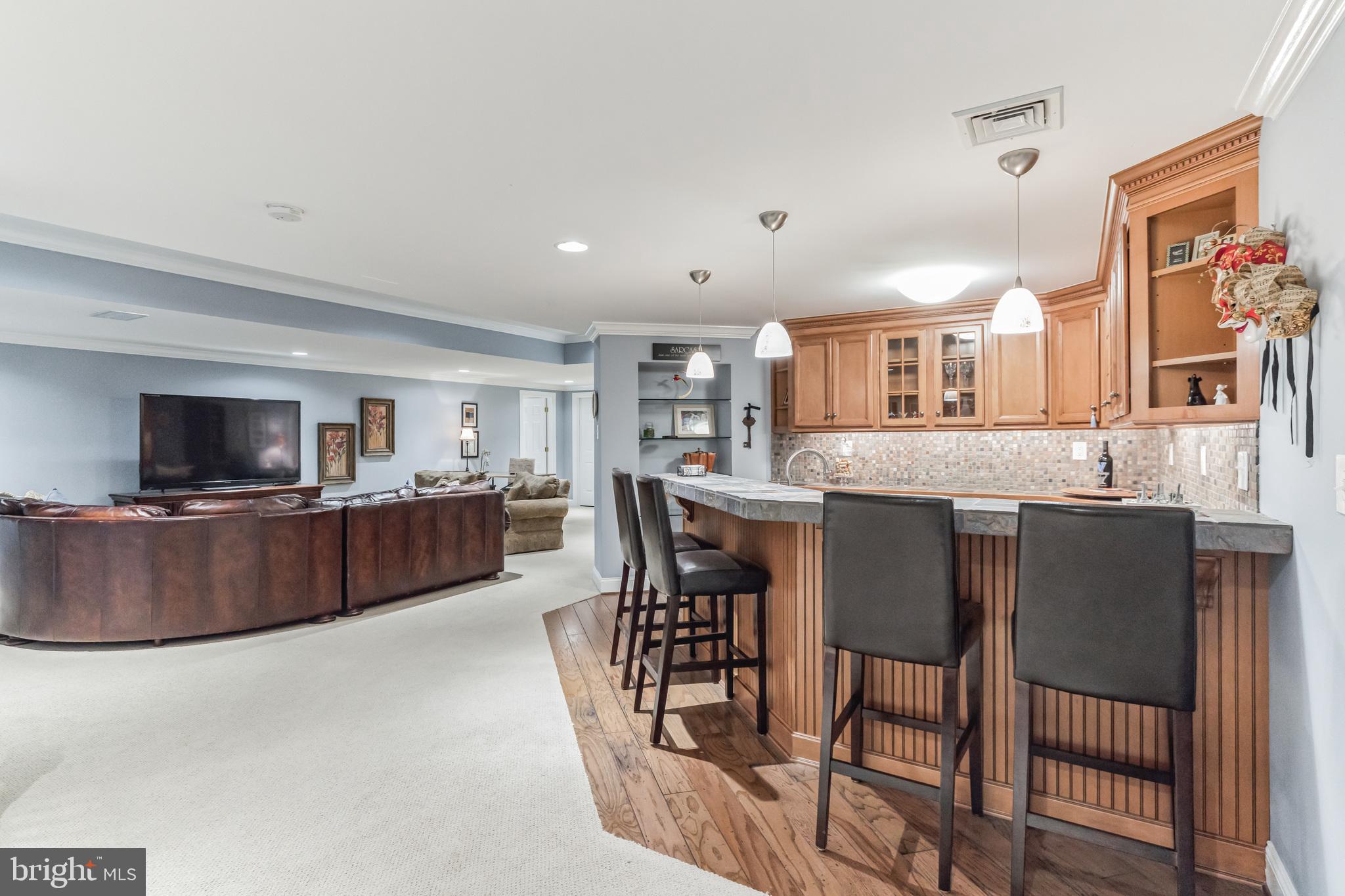 10 Devonshire Ln