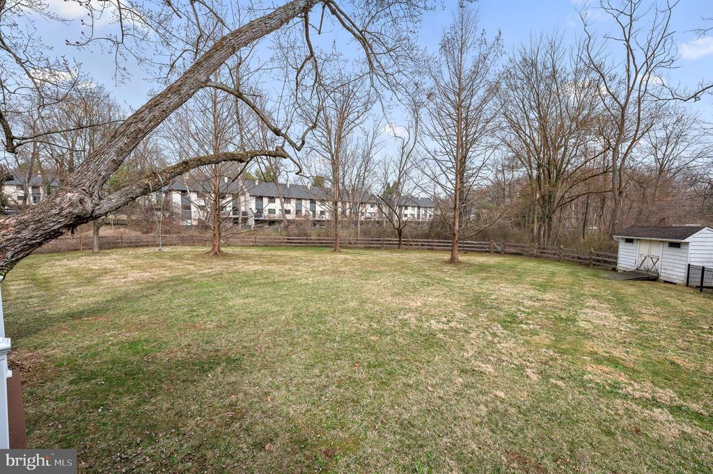 215 Darby Rd