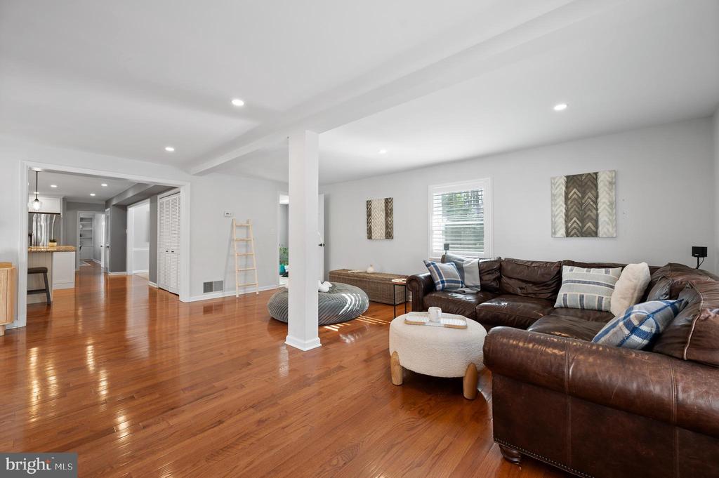 215 Darby Rd
