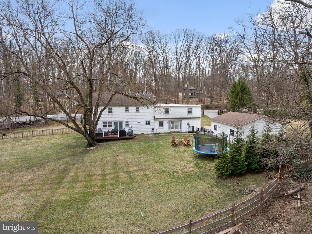 215 Darby Rd