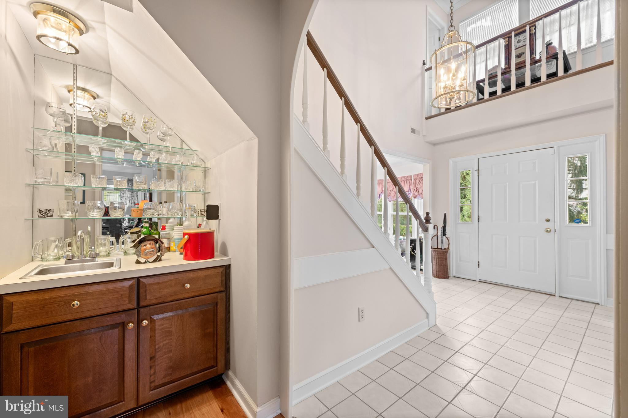 32 MANCHESTER COURT 32