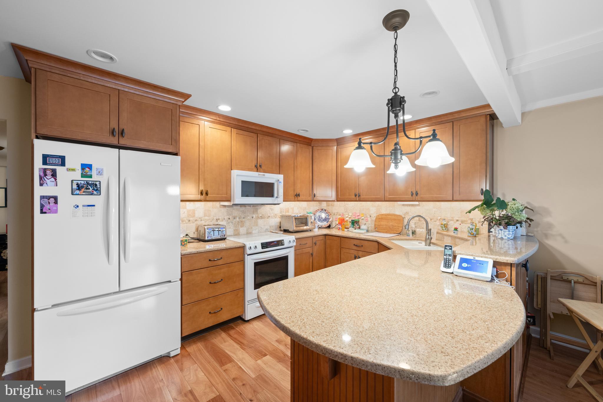 32 MANCHESTER COURT 32