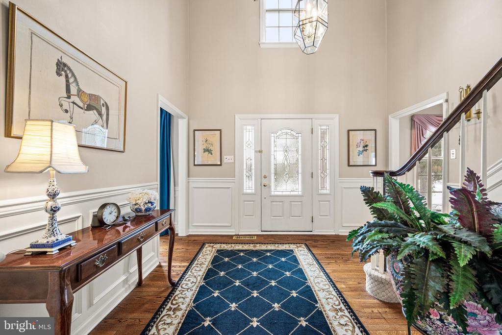 526 BEAUMONT CIRCLE