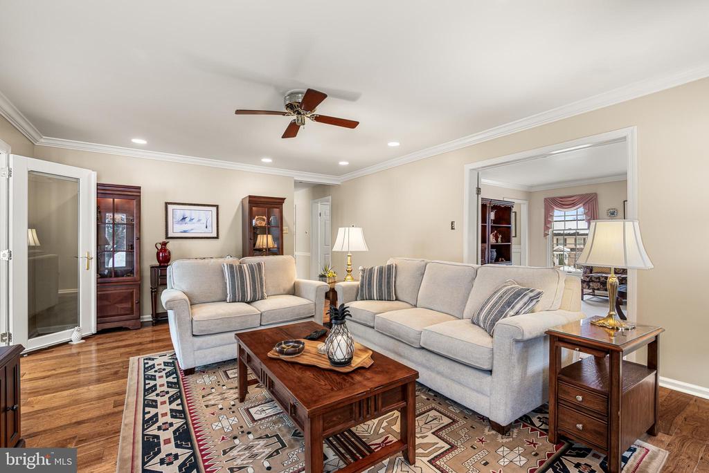 526 BEAUMONT CIRCLE