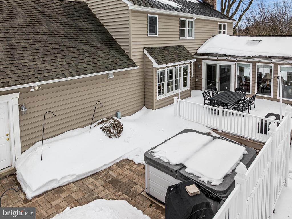 526 BEAUMONT CIRCLE