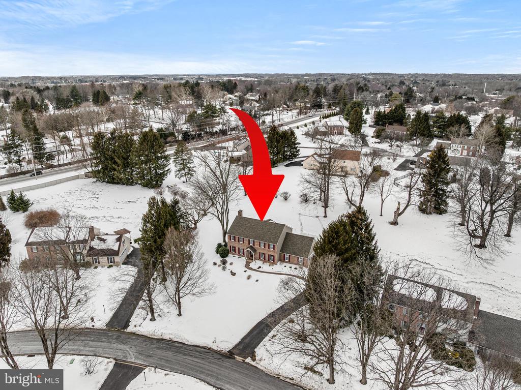 526 BEAUMONT CIRCLE