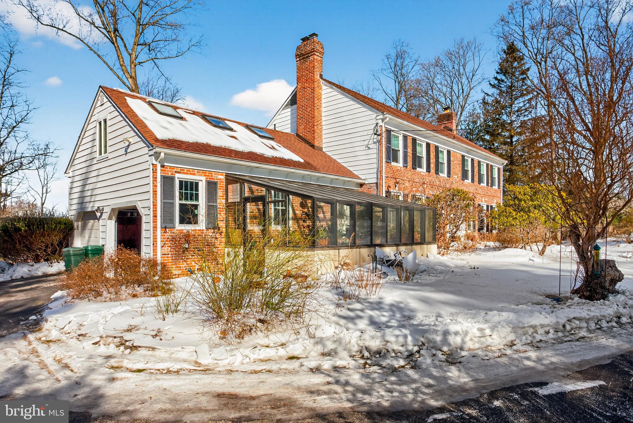 9 FOXCHASE ROAD