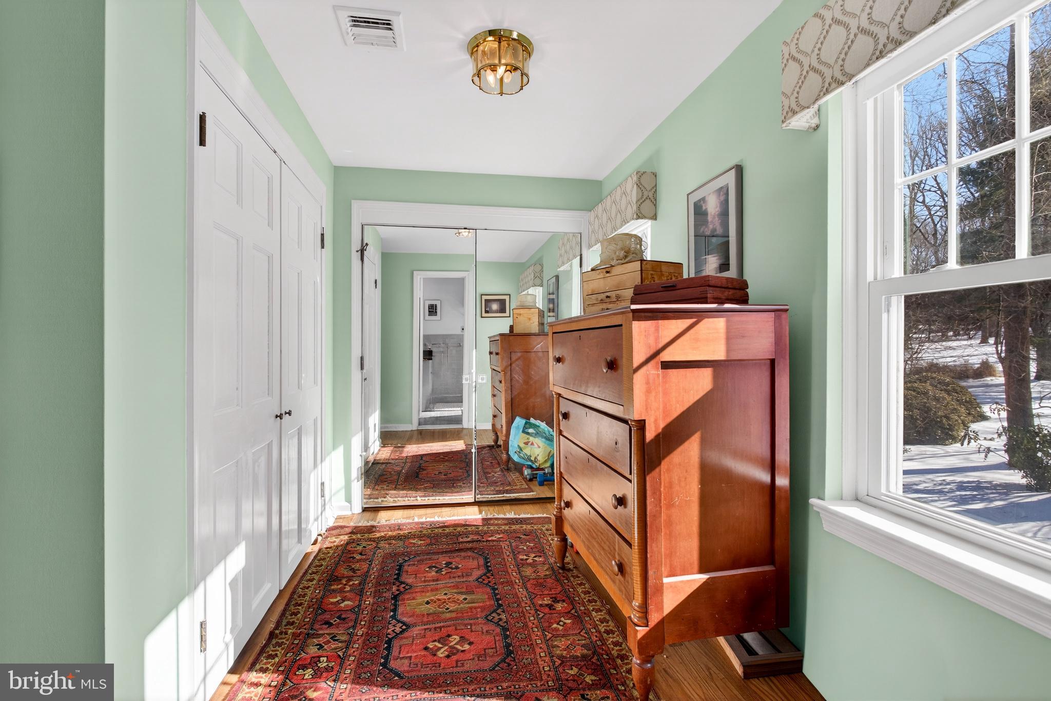 9 FOXCHASE ROAD