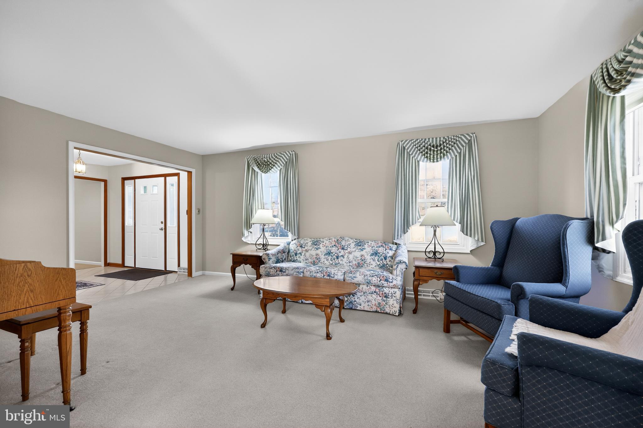 606 LONDONDERRY DRIVE