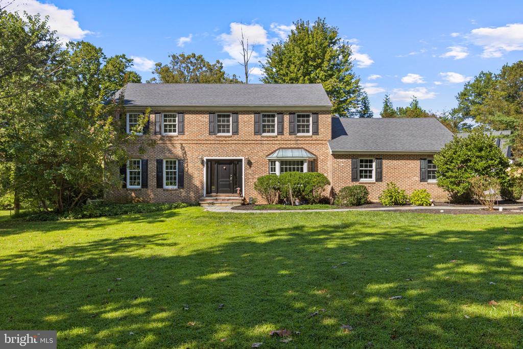 300 MANOR DRIVE