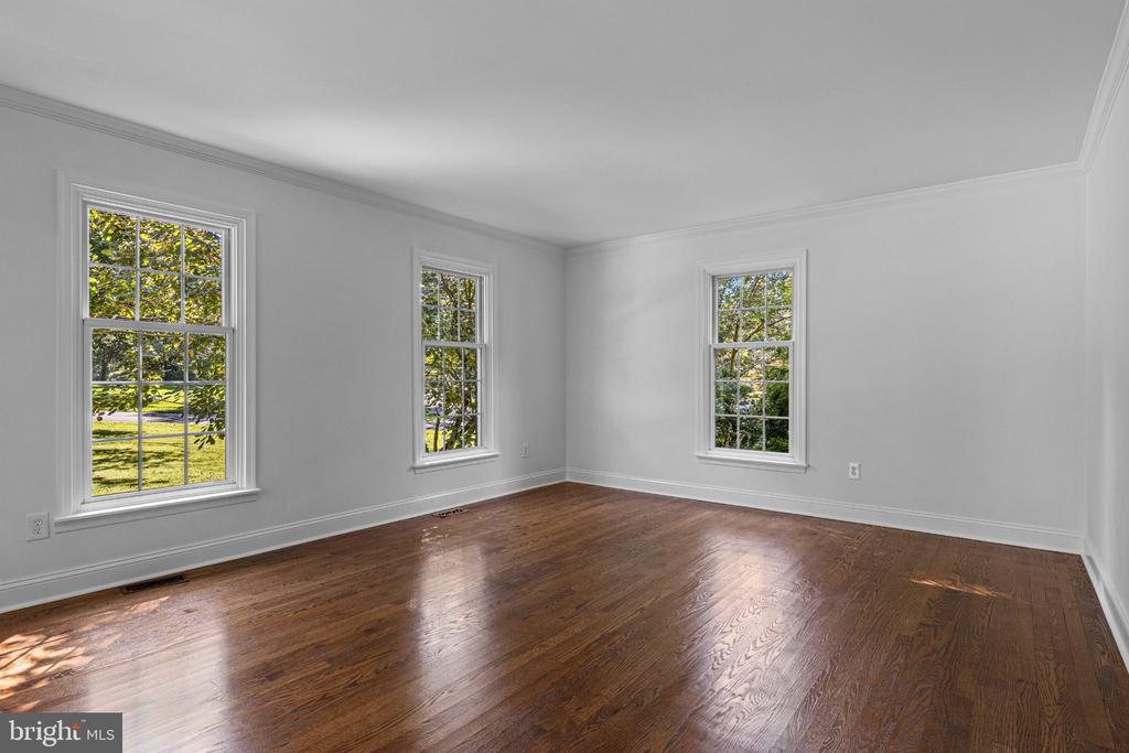 300 MANOR DRIVE