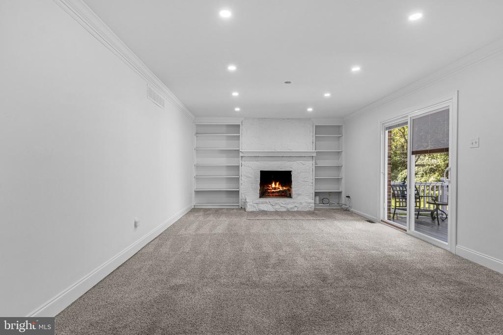 300 MANOR DRIVE
