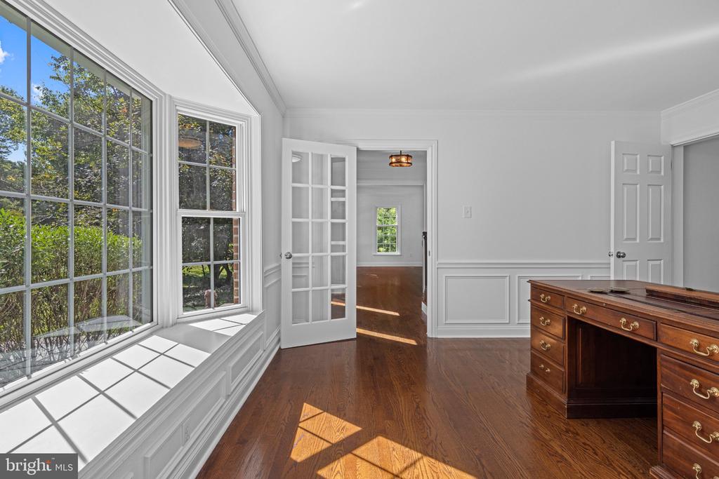 300 MANOR DRIVE