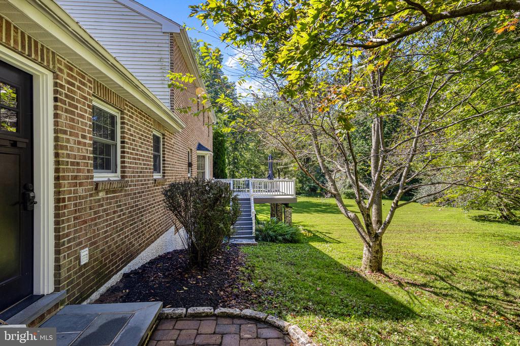 300 MANOR DRIVE