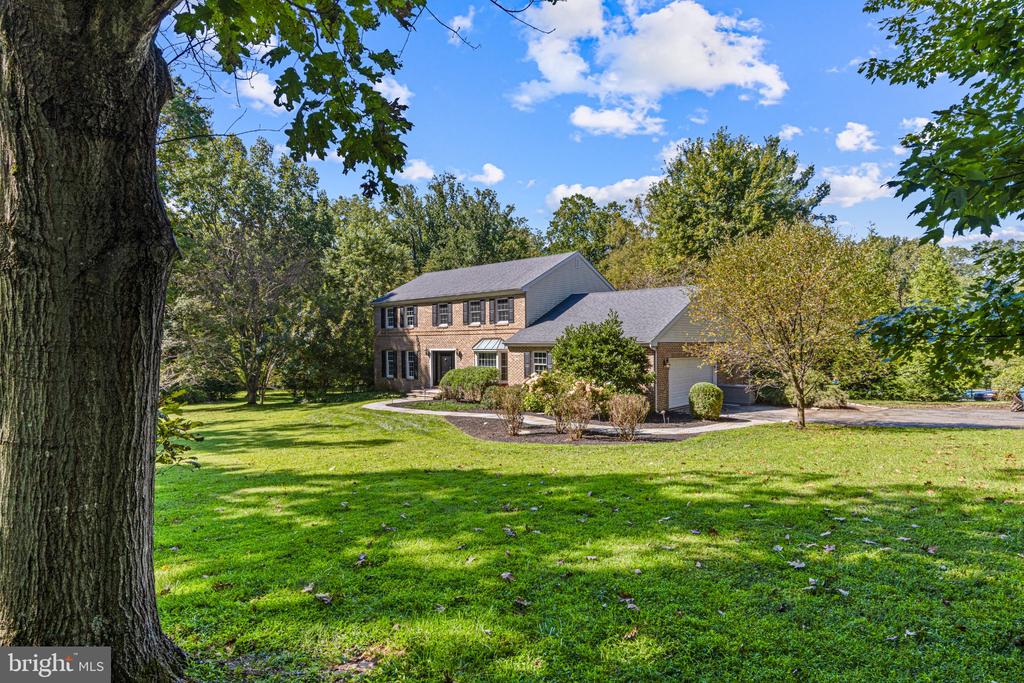 300 MANOR DRIVE