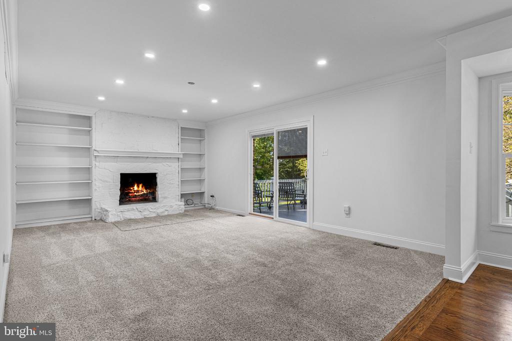 300 MANOR DRIVE