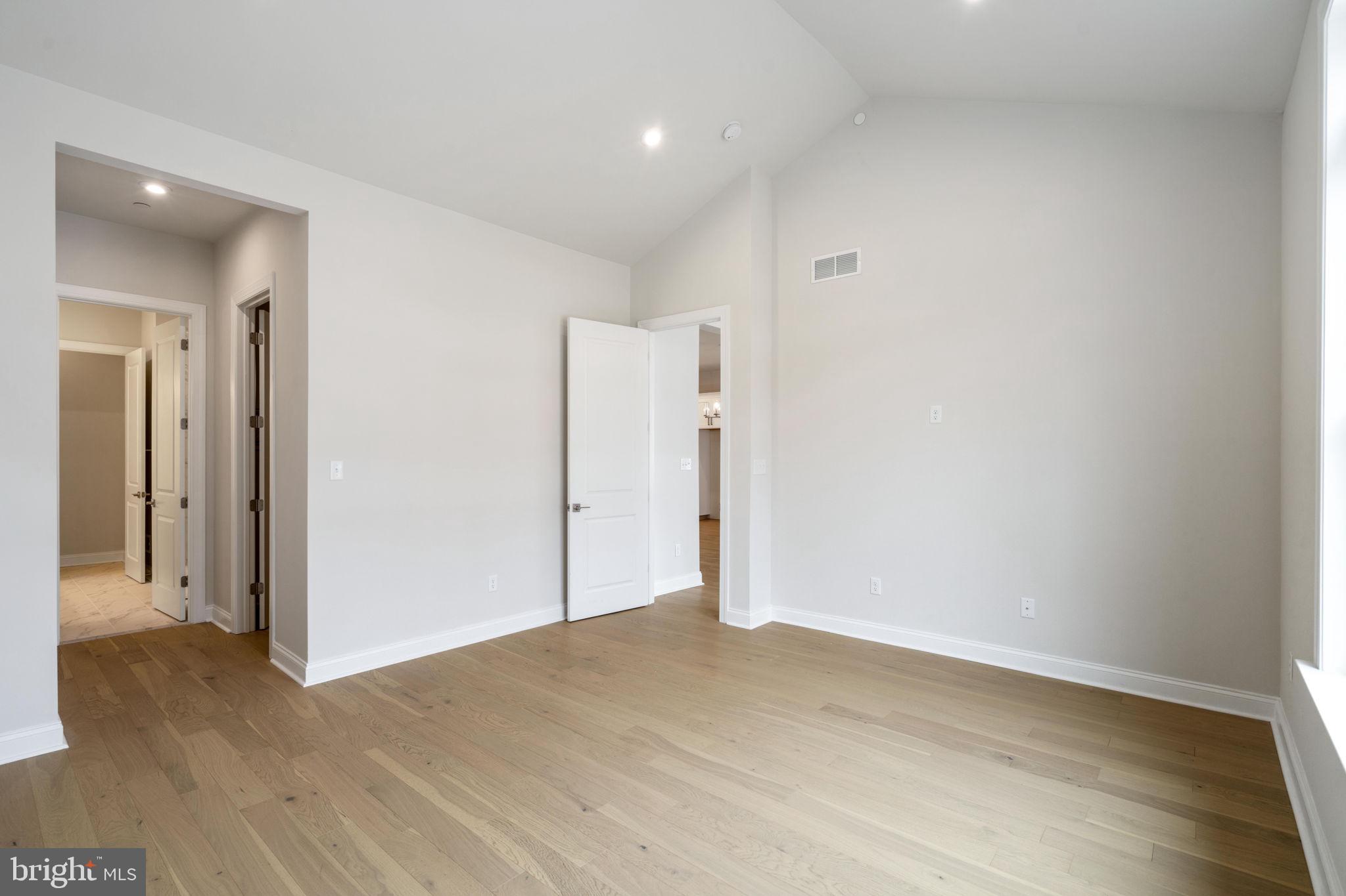 625 Creekview COURT Unit: LOT 145