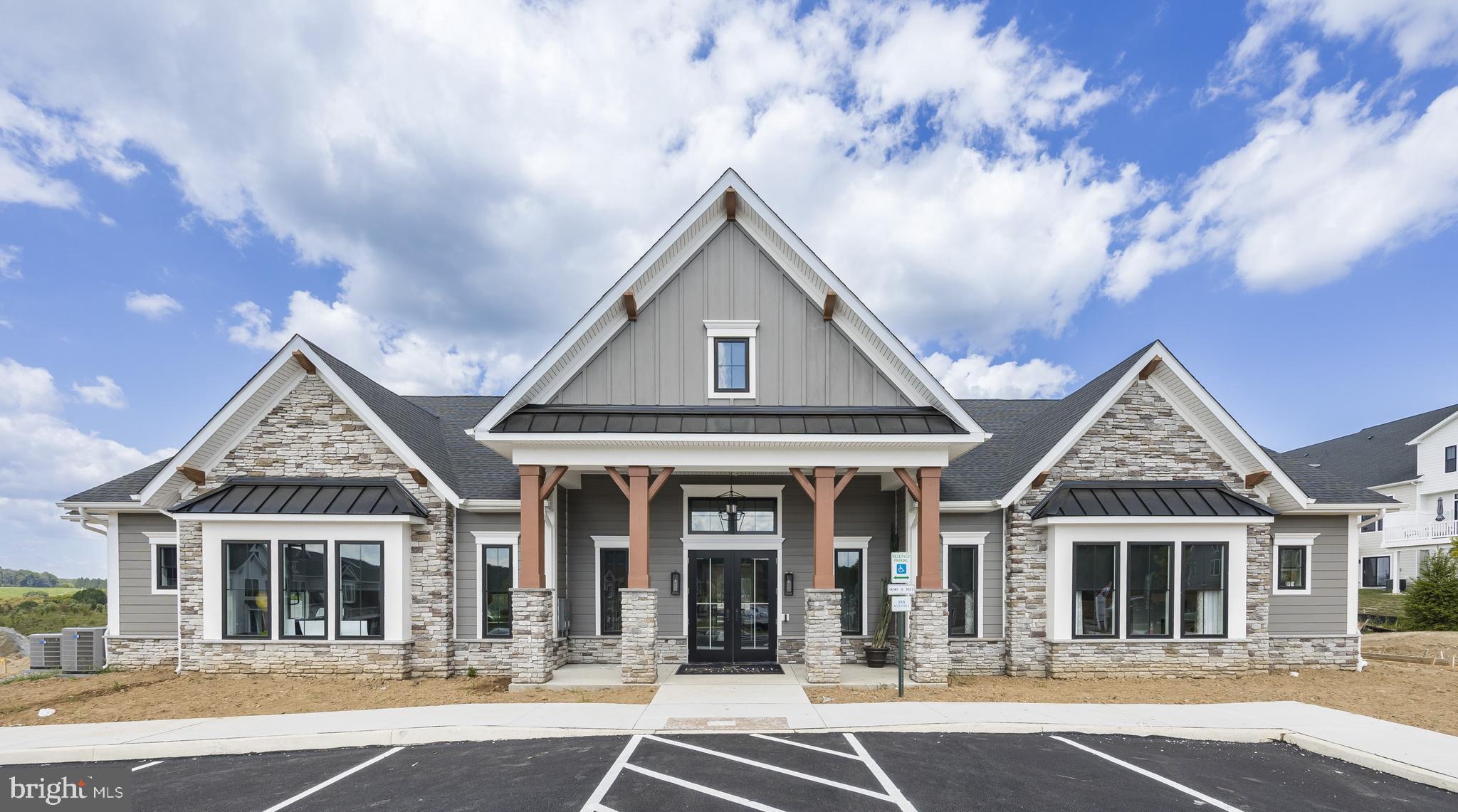 625 Creekview COURT Unit: LOT 145