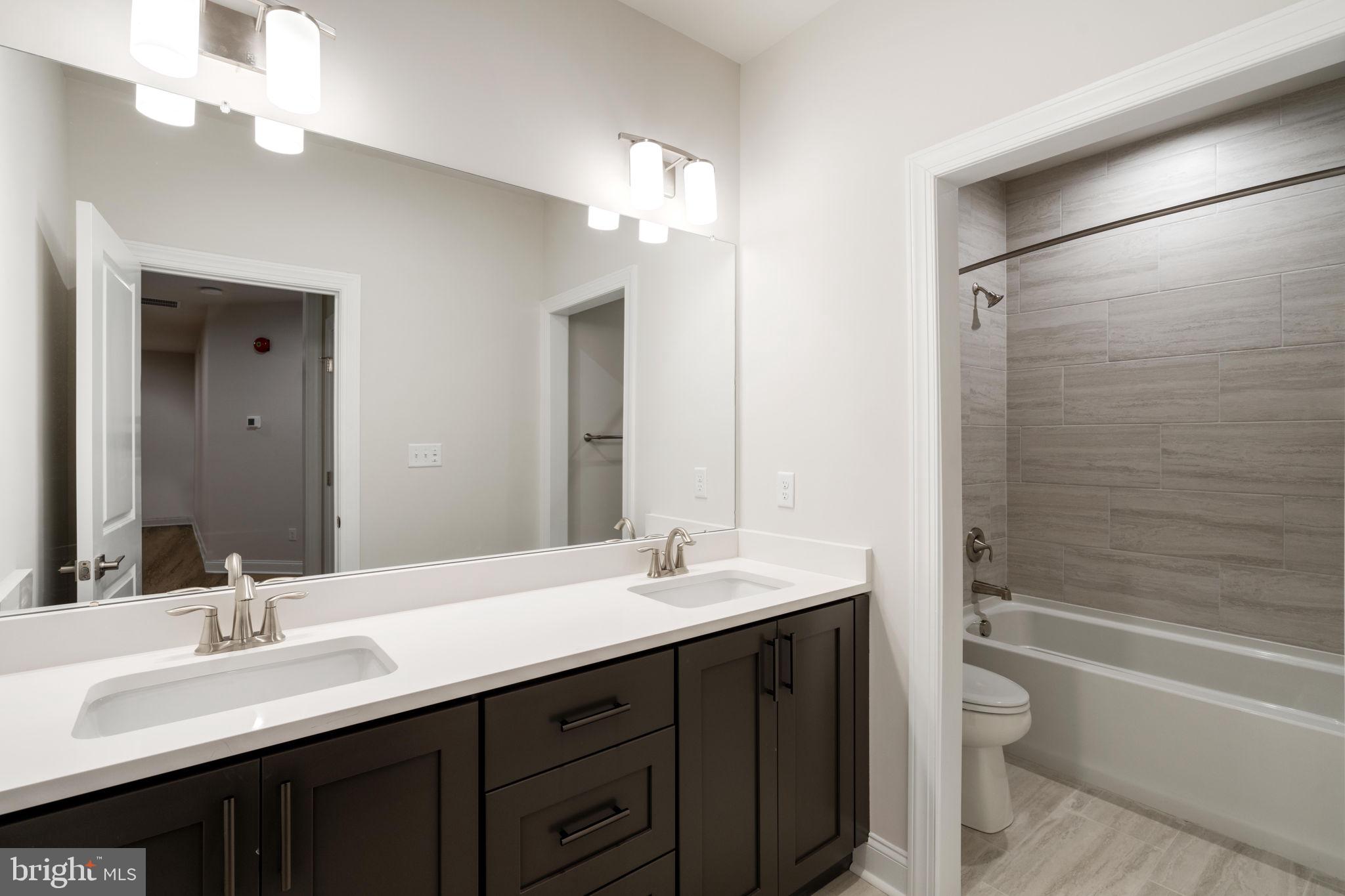 625 Creekview COURT Unit: LOT 145