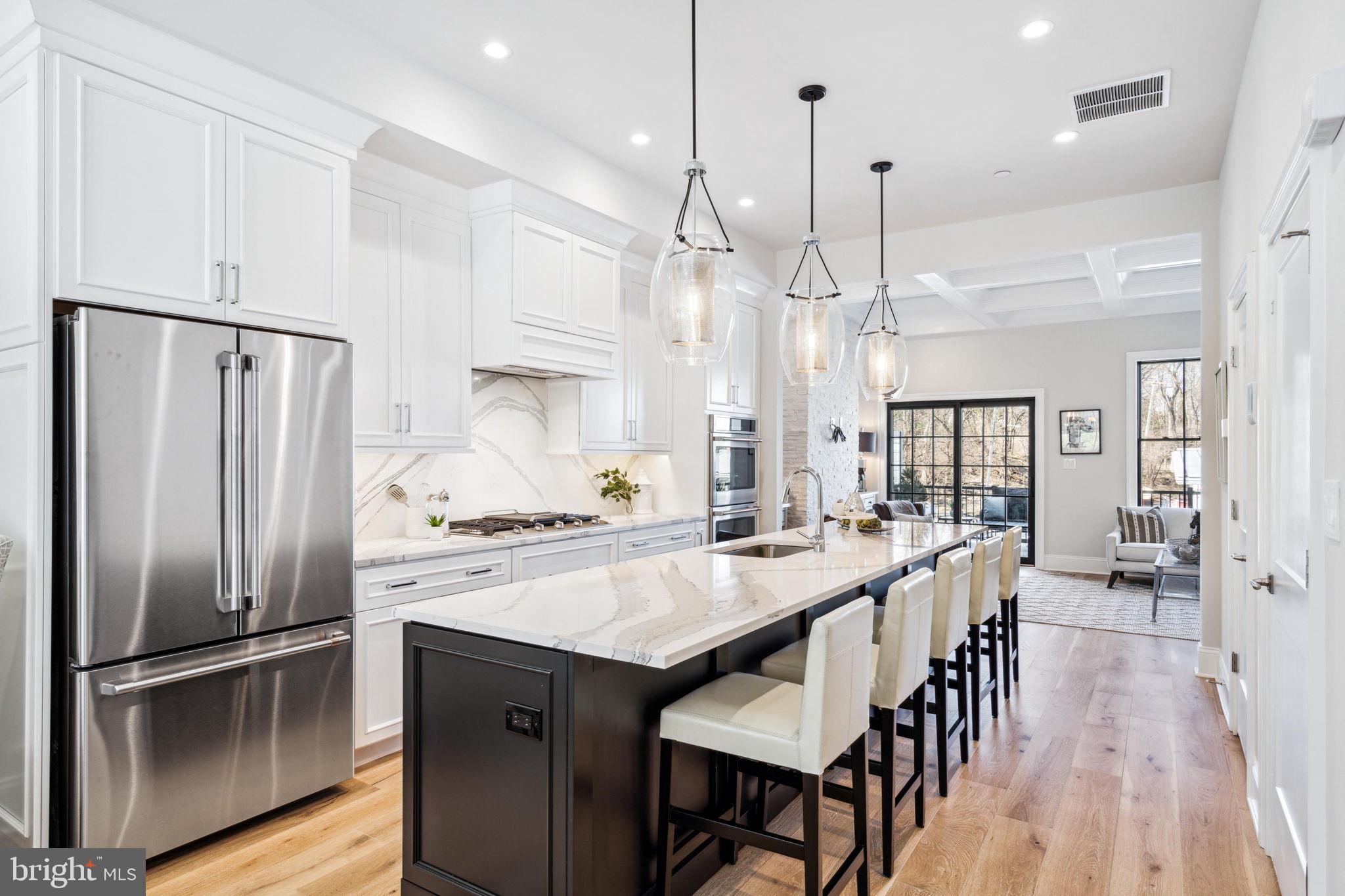 206F N Aberdeen Ave Ave