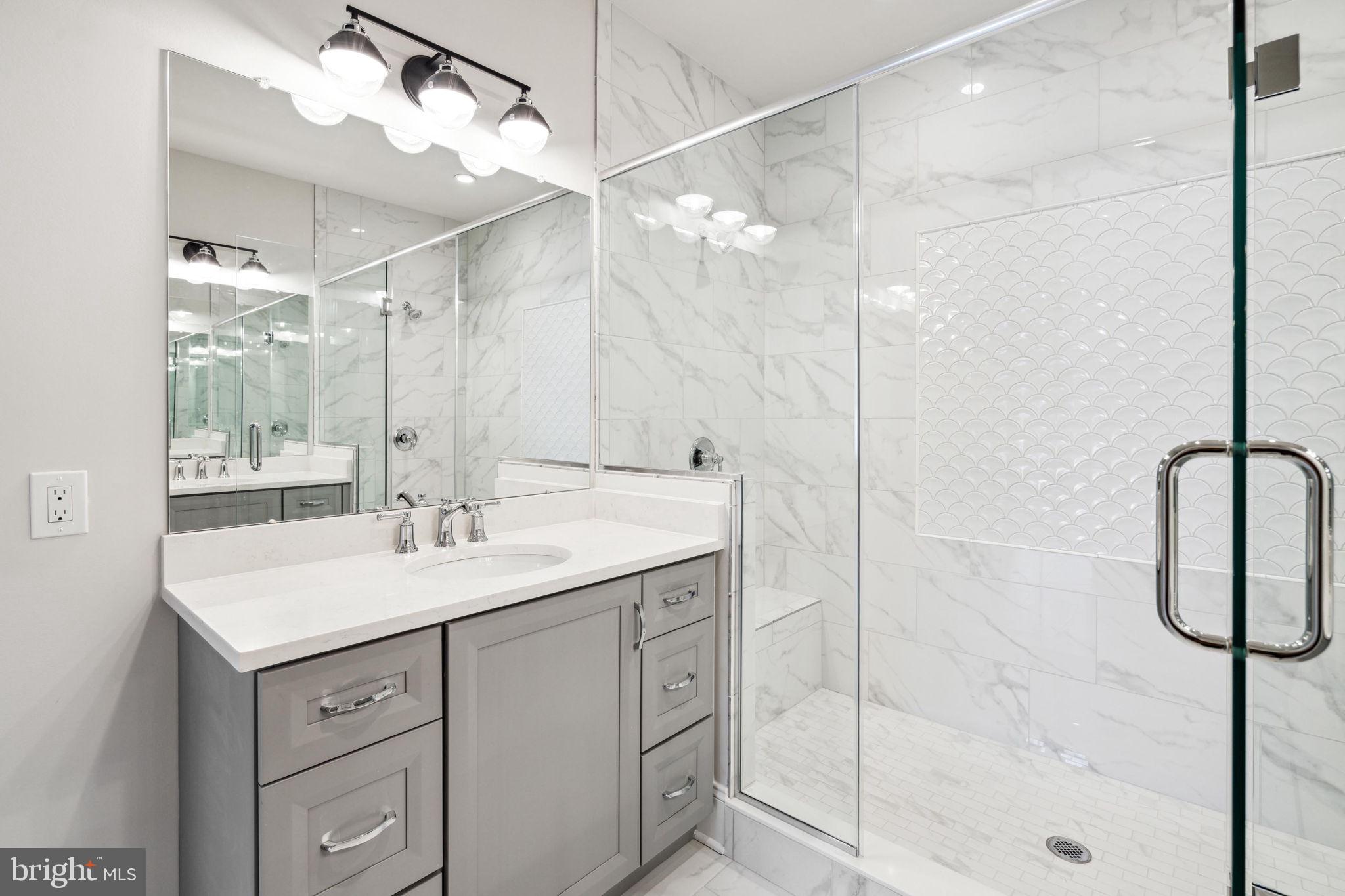 206F N Aberdeen Ave Ave