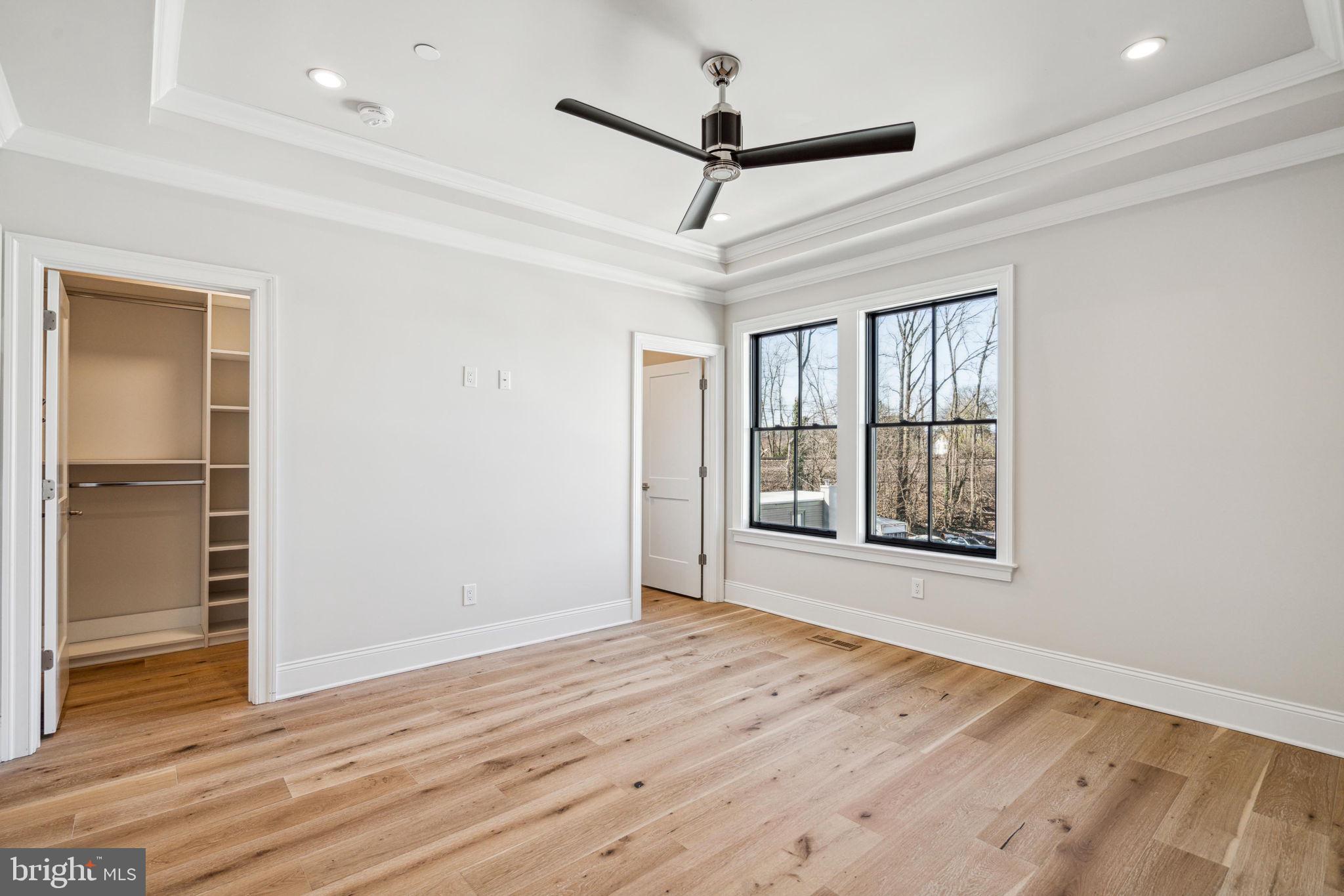 206F N Aberdeen Ave Ave