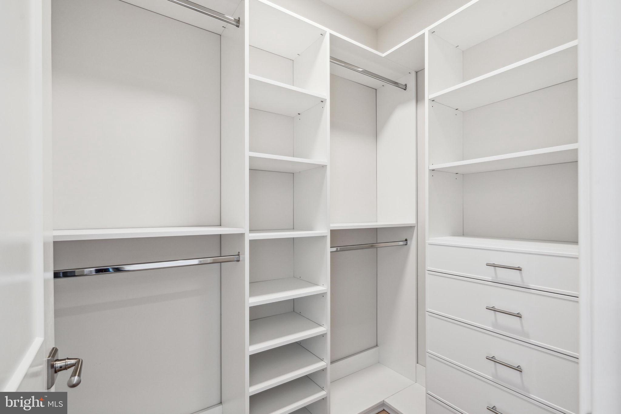 206F N Aberdeen Ave Ave