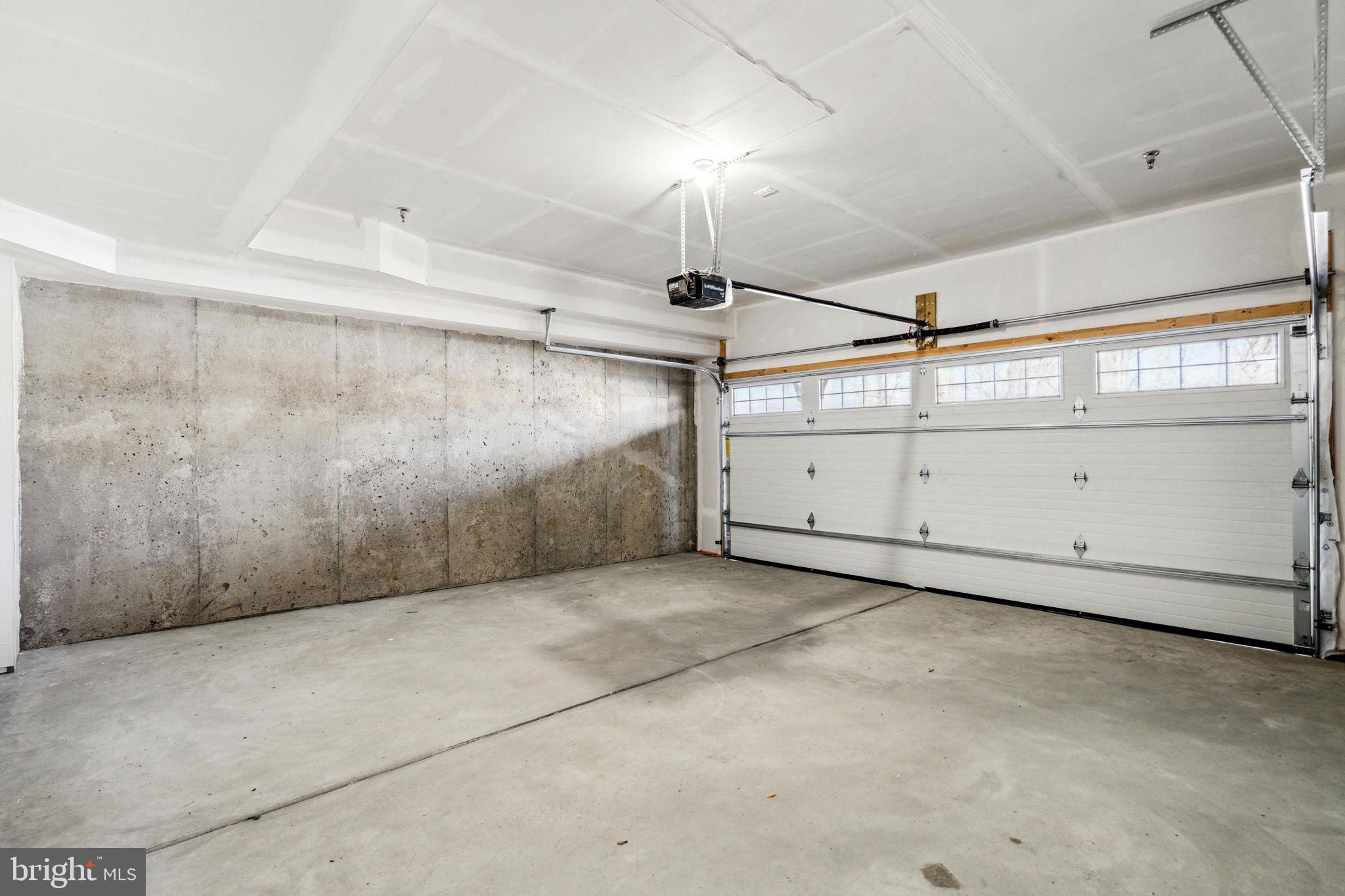 206F N Aberdeen Ave Ave