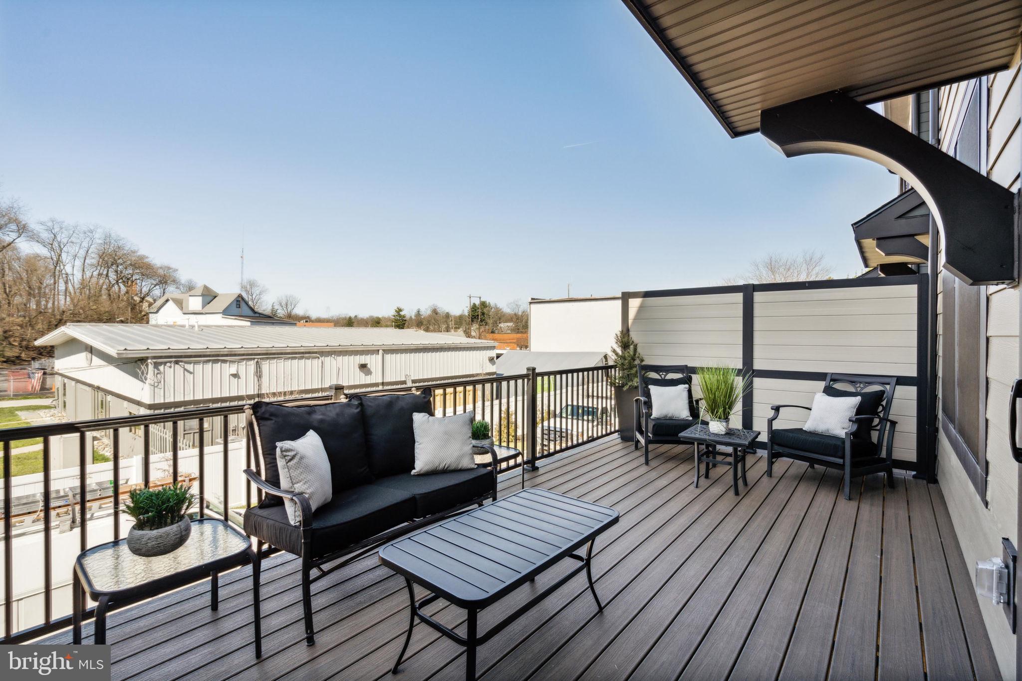 206F N Aberdeen Ave Ave