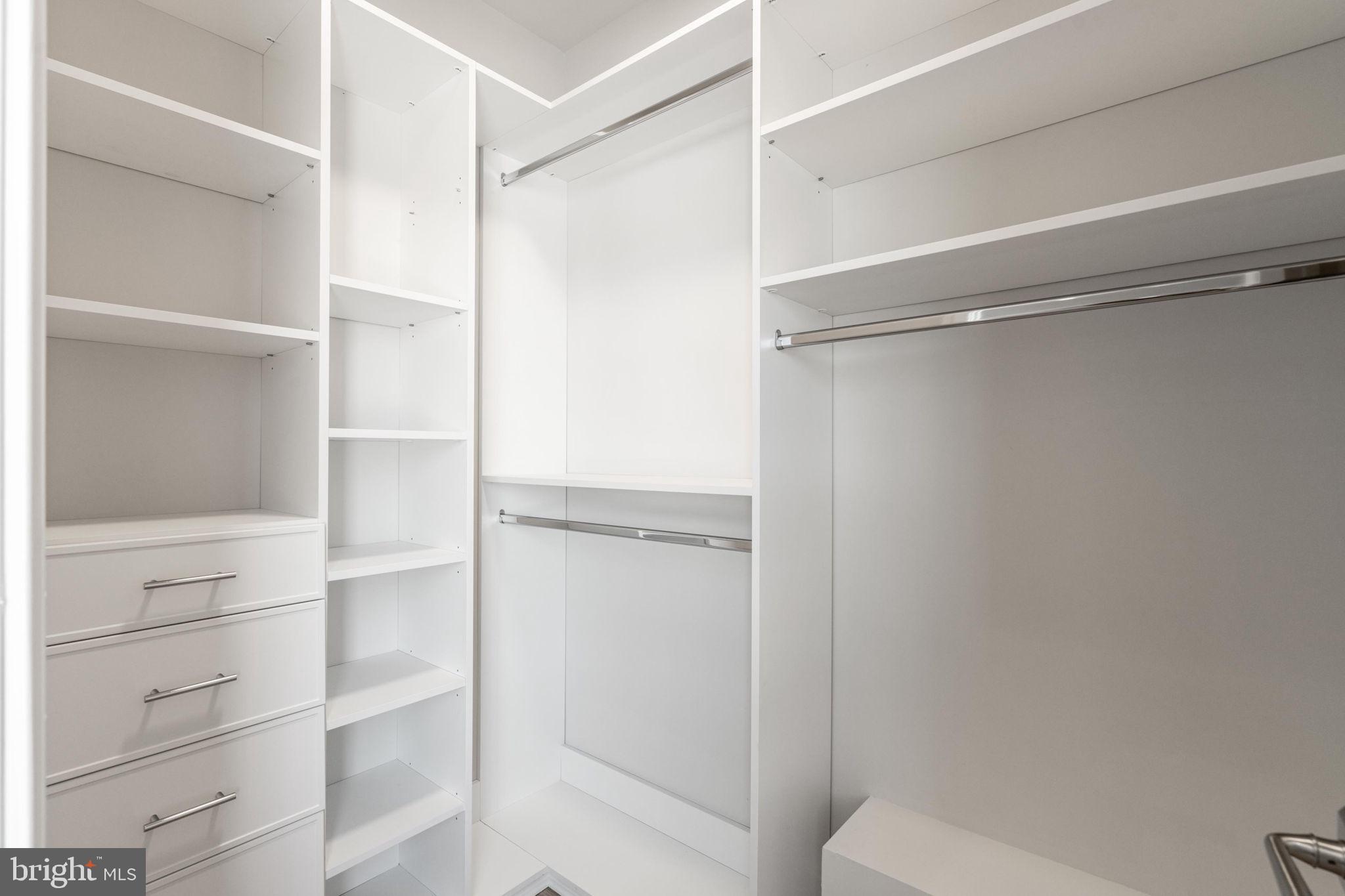 206F N Aberdeen Ave Ave