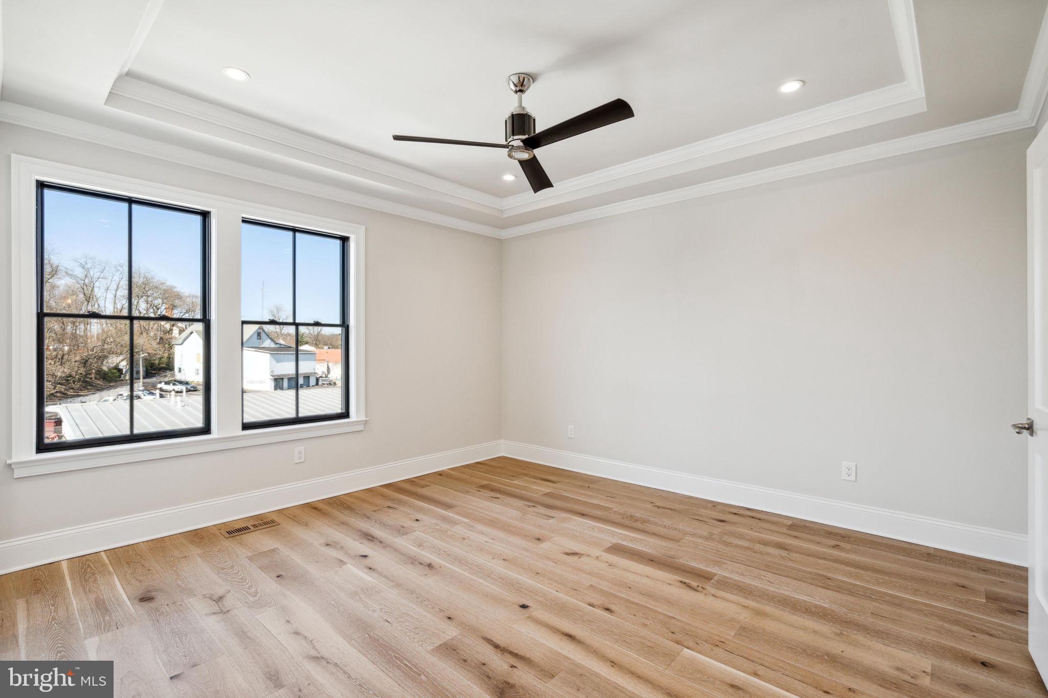 206F N Aberdeen Ave Ave