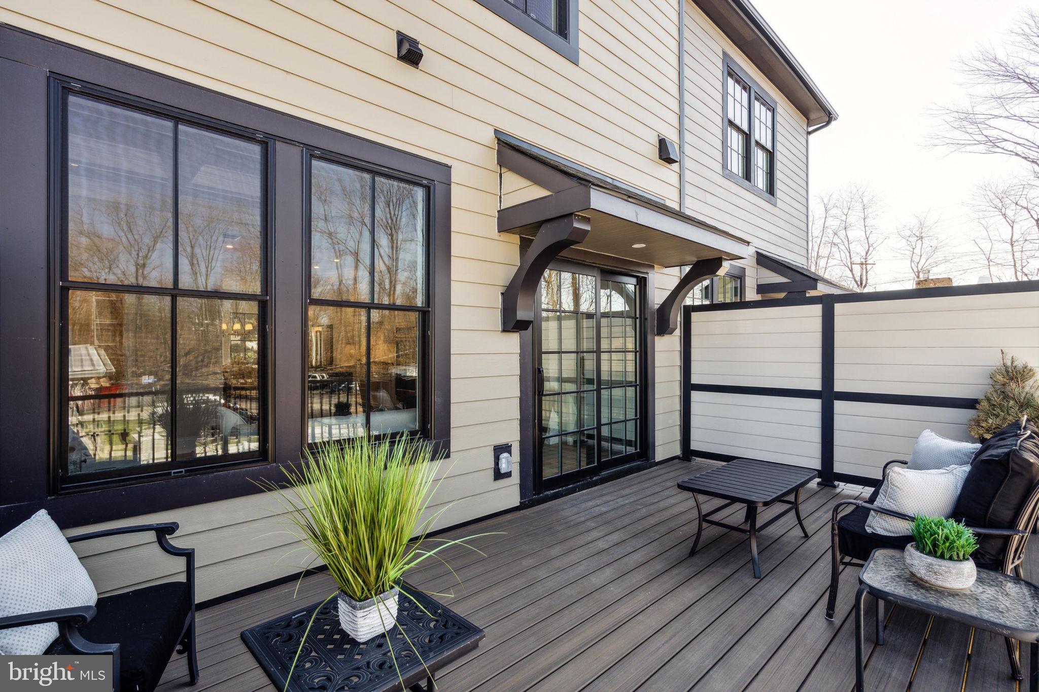 206F N Aberdeen Ave Ave