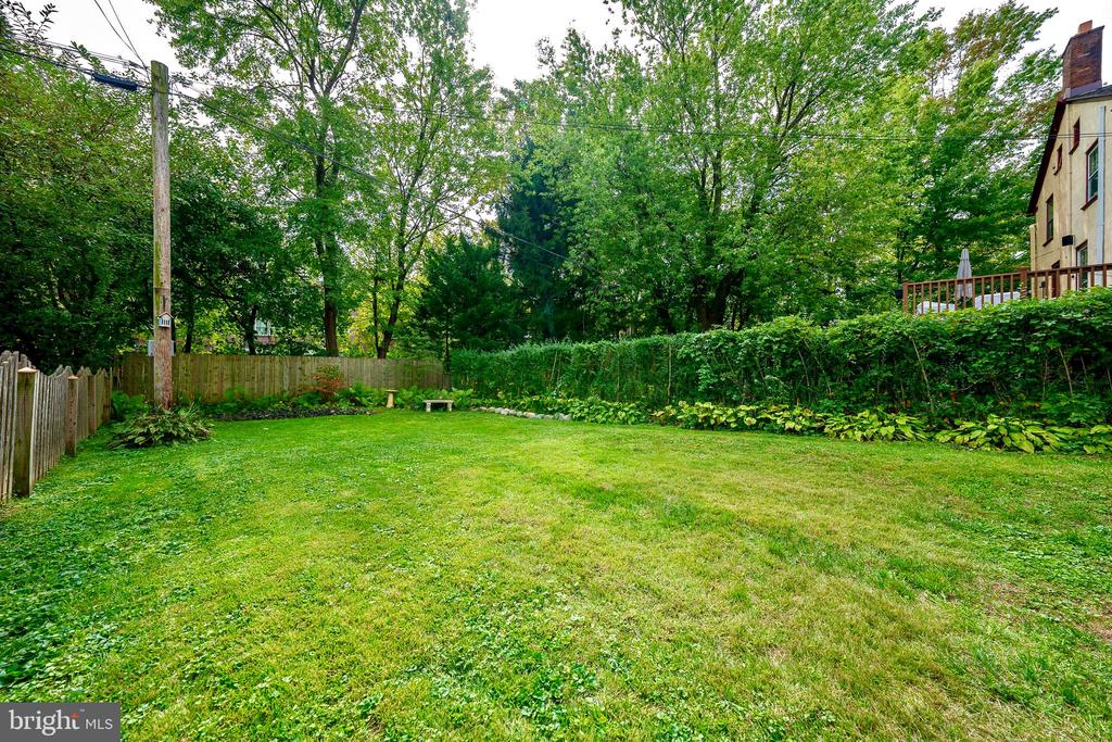 116 Poplar Ave