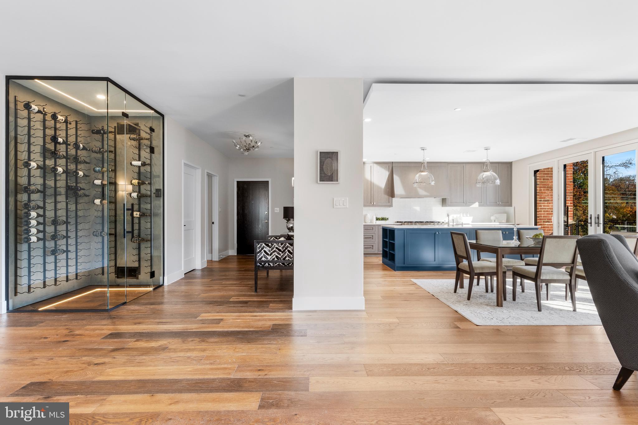 427 E Lancaster Ave #2201